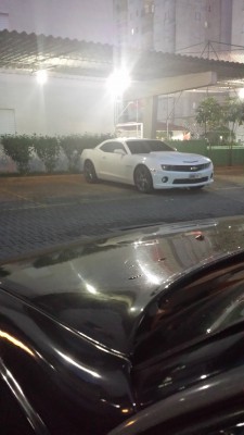 Vizinho do estacionamento.